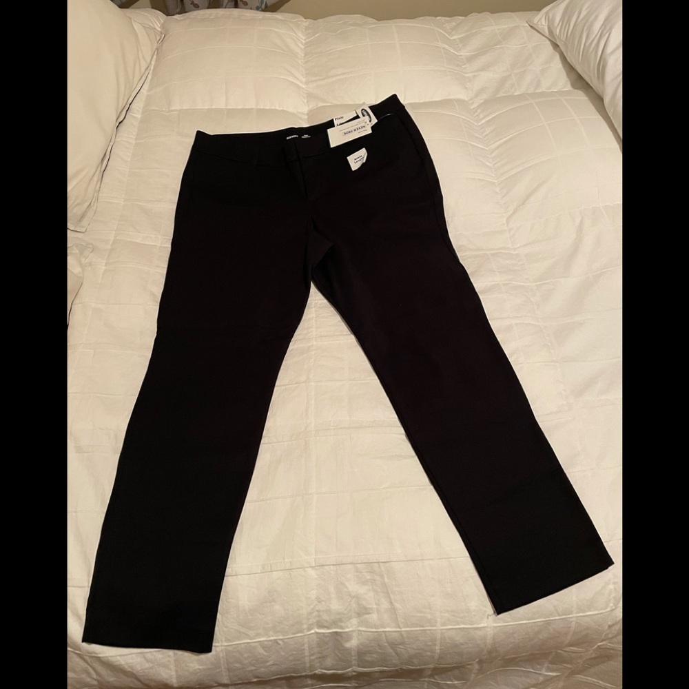 NWT Old Navy Pixie Ankle Pant